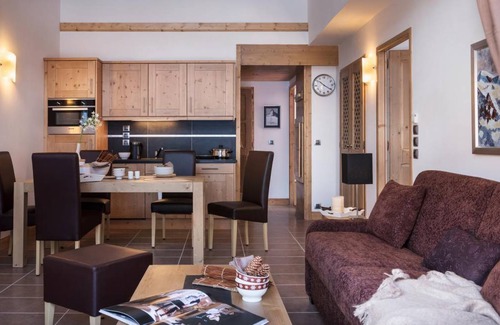 Les Boisses Apartment | 75 m² Apartment ∙ 3 bedrooms ∙ 8 guests