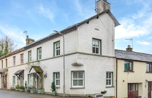 Flookburgh House | 75 Station Road - Four Bedroom House, Sleeps 6