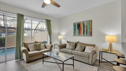 Windsor Hills House | 7679 Sir Kaufman
