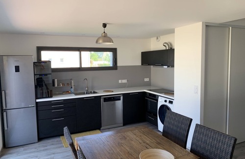 Ambon Apartment | 76m2 apartment town center, near beach