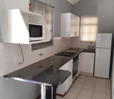 Bela-Bela Apartment | 77 Pendleberry Grove