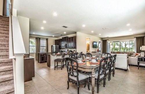 West Kissimmee Villa | 7703 Banyon Way
