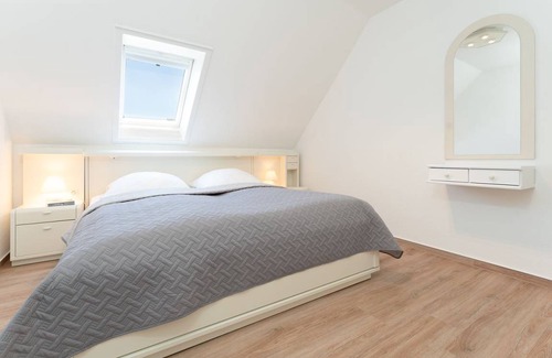 Timmendorfer Strand Apartment | 78 m² Apartment ∙ 2 bedrooms ∙ 4 guests