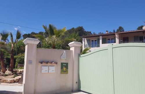 Gonfaron House | 79 m² Gîte ∙ 2 bedrooms ∙ 4 guests