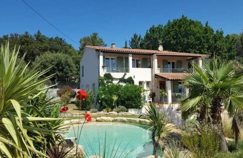 Gonfaron House | 79 m² Gîte ∙ 2 bedrooms ∙ 4 guests