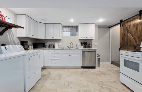 Liberty House | 7BR 4Bath|Perfect for Groups|ALL KING BEDS