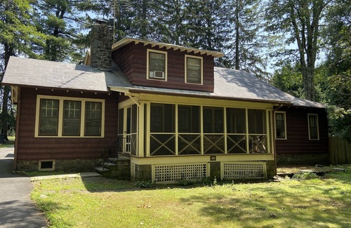 Skytop Cottage | 7BR Pocono home on Skytop property with access to many resort activities/dining
