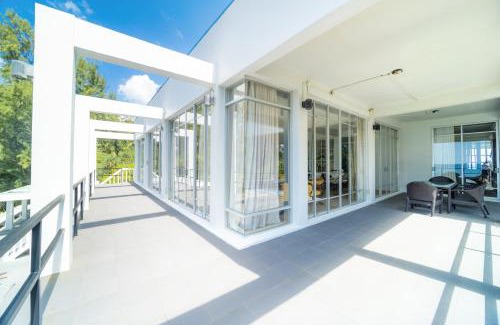 Mai Khao Villa | 8卧沙滩别墅 3女佣 每日清洁 靠近机场 私人泳池 免费用车 健身房