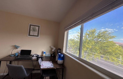 Enterprise House | 8-12 minutes to Airport &strip. Have RV parking .