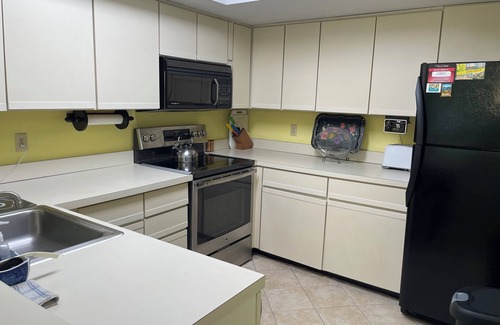 Bethany Beach Condo | 8/23-8/30 Special 1.5k bucks 2BR 2B SeaColony Walk 2 bch indr pool tennis Pcklbl