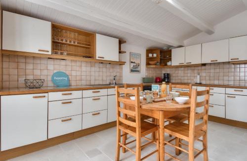 Noirmoutier-en-l'Ile House | 8 adultes - 2 enfants - Marais salants et plages