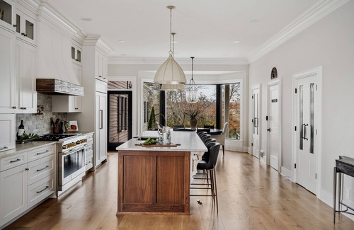 Simpsonville House | 8 Bed Luxury Gated Estate - 25 minutes to Kentucky Derby