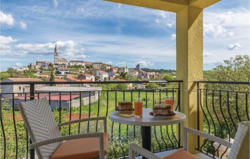Strpacici House | 8 Bedroom Beautiful Home In Visnjan