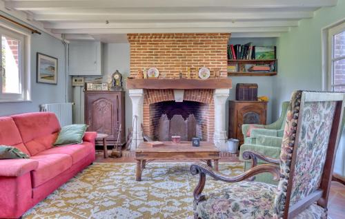 Vattetot-sur-Mer House | 8 Bedroom Nice Home In Vattetot-Sur-Mer
