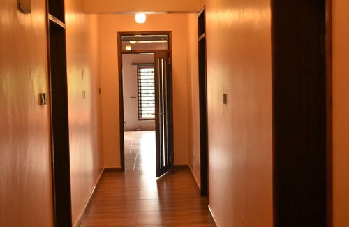 Kireka House | 8 bedroom Villa opposite Speke resort