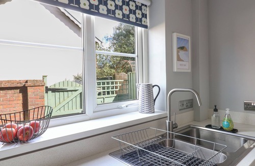 Bridport Cottage | 8 Biddlecombe Orchard