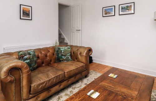 Halifax Cottage | 8 CARR HOUSE ROAD, pet friendly, with a garden in Shelf