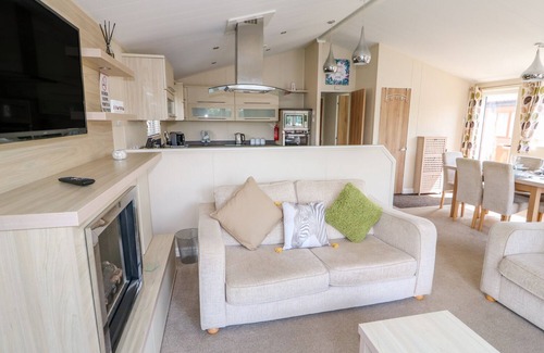 Tattershall Cottage | 8 Castle View