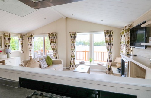 Tattershall Cottage | 8 Castle View
