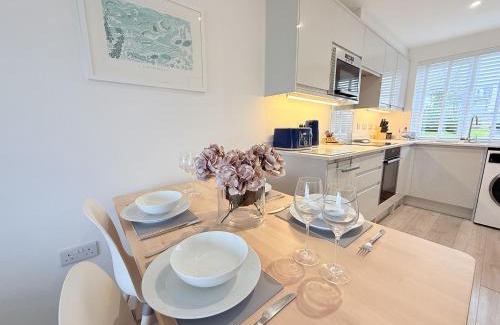 Newquay House | 8 Coastline Apartment