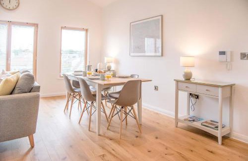 Martlesham Heath Apartment | 8 Deben Wharf, Woodbridge