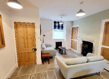 Launceston House | 8 Duke Street - Launceston Cornwall