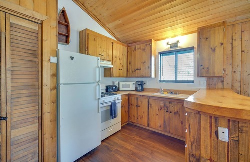Sugarloaf Cottage | 8 Mi to Big Bear Lake: Cozy Cabin w/Trail Access