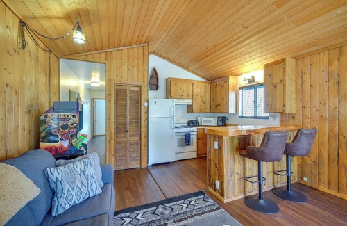 Sugarloaf Cottage | 8 Mi to Big Bear Lake: Cozy Cabin w/Trail Access