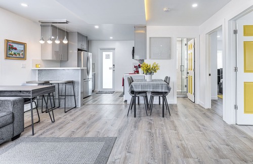 Seybold House | 8 Mi to Design District: Miami Home w/Yard