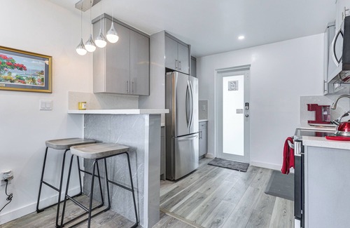 Seybold House | 8 Mi to Design District: Miami Home w/Yard
