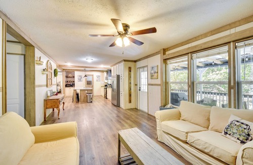 Sautee Nacoochee House | 8 Mi to Helen: Sautee Nacoochee Home w/Hot Tub