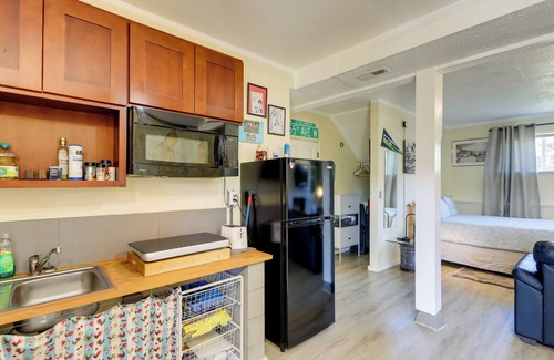 Highland Park Apartment | 8 Mi to Pike Place Market: Unit Near Bus & Park