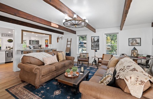 Atascadero House | 8 Mile House-Experience California Tranquility at this Historical Ranch Home!