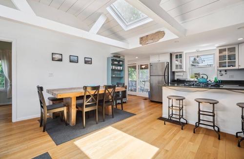 Newburyport House | 8 Min Walk to Basin | Screened Porch | Plum Puddin