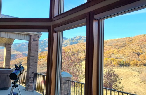 Mountain Green House | 8 Minutes To Snowbasin Ski Resort! Spacious Home With Unmatched Views.
