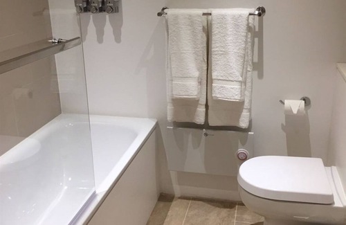 Glastonbury Bed & Breakfast | 8 Owls B&B