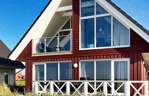 Stein House | 8 person holiday home in Wendtorf
