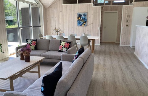 Hou House | 8 person holiday home in Hals-By Traum