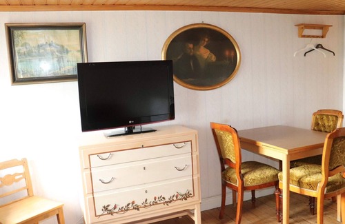 Apelviken House | 8 person holiday home in VARBERG