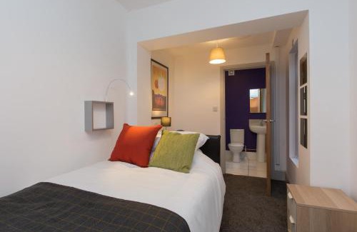 Crewe House | 8 Samuel Street