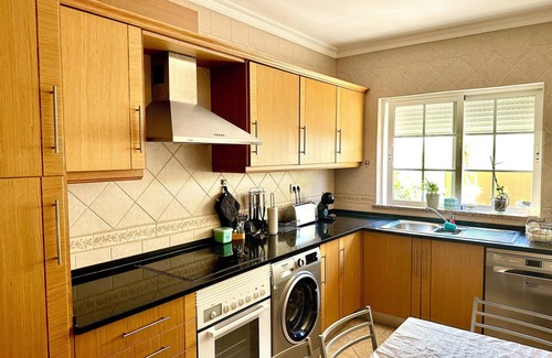 Vale de Parra House | 80/5000 Excellent Holiday Home in Albufeira, Private Condominium With Swimming Pool