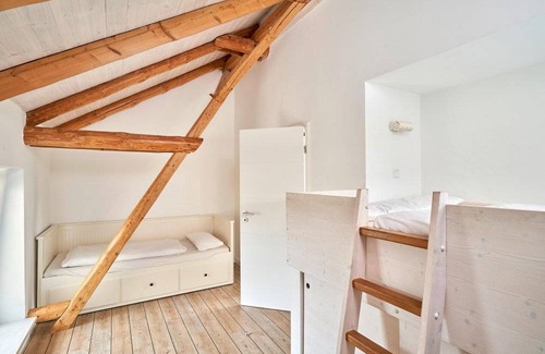 Steinberg Apartment | 80 m² Apartment ∙ 2 bedrooms ∙ 5 guests