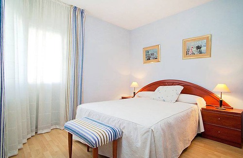 Calella Apartment | 80 m² Apartment ∙ 3 bedrooms ∙ 5 guests