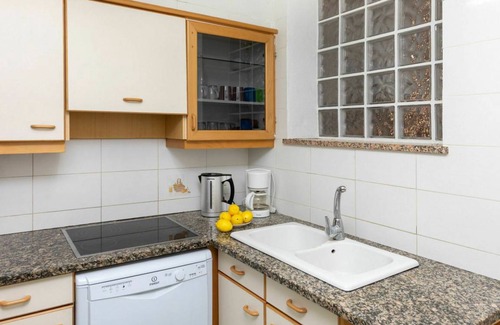 Llanca Apartment | 80 m² Apartment ∙ 3 bedrooms ∙ 7 guests