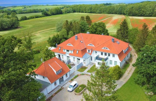 Kalkhorst Apartment | 80 m² Apartment ∙ 2 bedrooms ∙ 4 guests