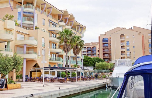 Frejus Port Apartment | 80 m² Apartment ∙ 2 bedrooms ∙ 6 guests