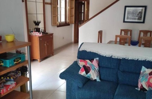 Las Rosas House | 80 m² House ∙ 2 bedrooms ∙ 4 guests