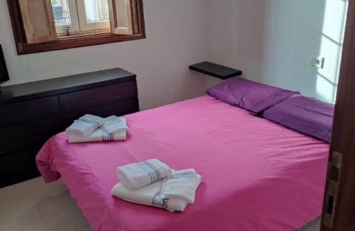 Las Rosas House | 80 m² House ∙ 2 bedrooms ∙ 4 guests