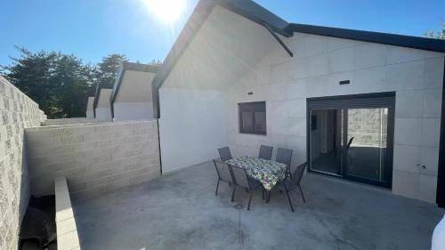 Pelayos de la Presa Villa | 80 m² Villa ∙ 2 bedrooms ∙ 4 guests