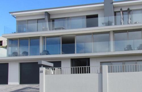 Linkside Apartment | 80 on Rodger